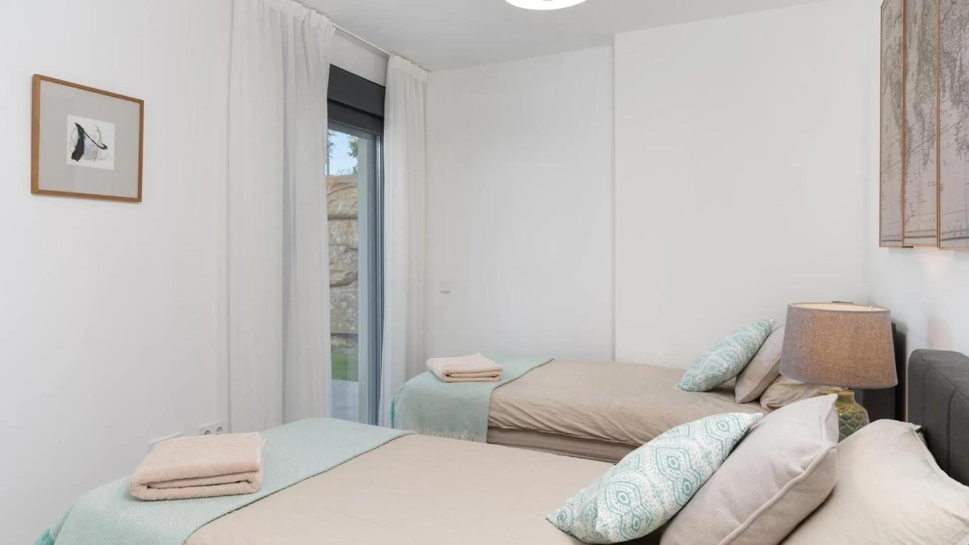 Spacious Apartment With Terrace And Garden Close To The Sea Estepona