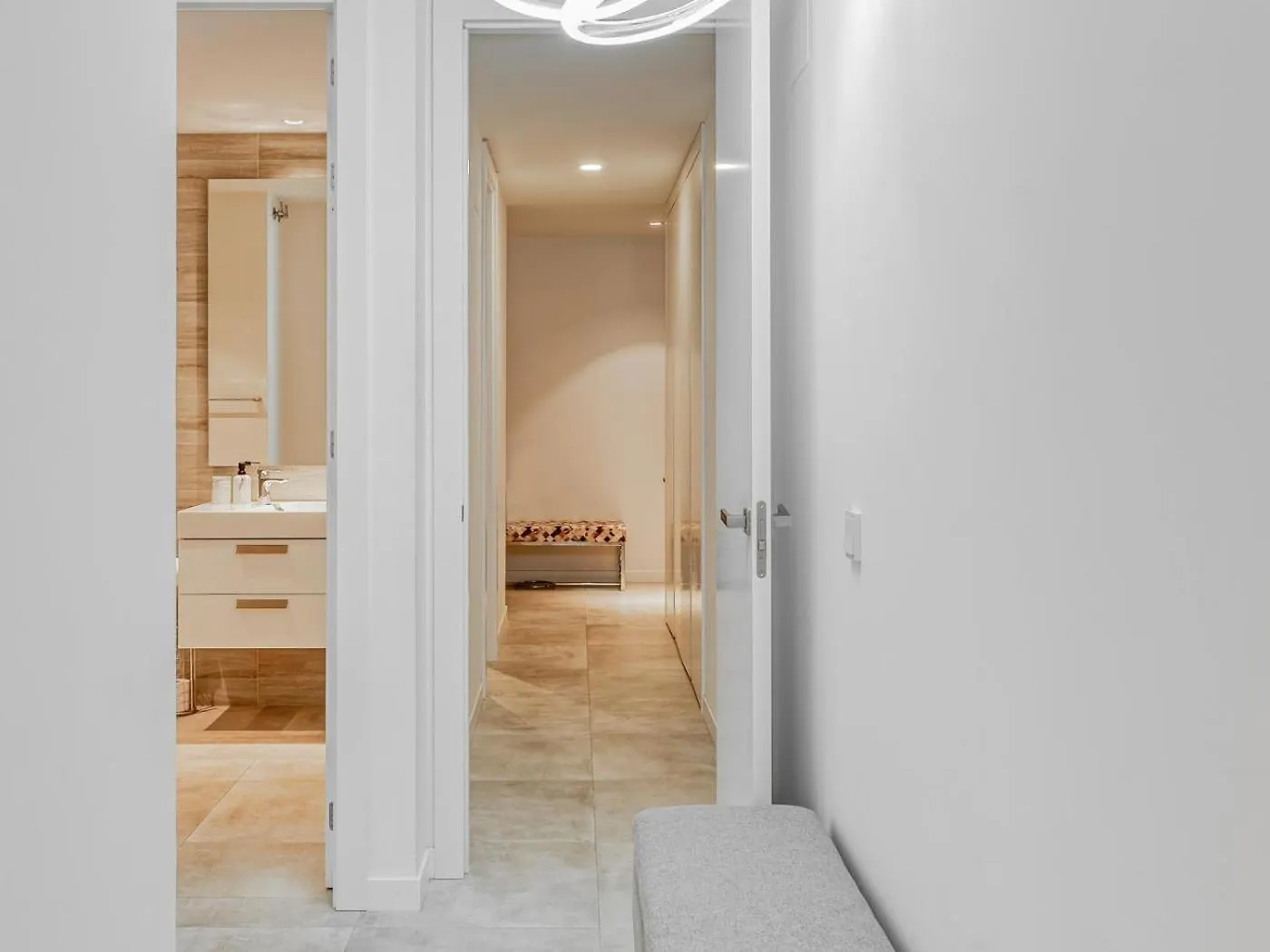 Spacious Apartment With Terrace And Garden Close To The Sea إِستيبونا 0*,