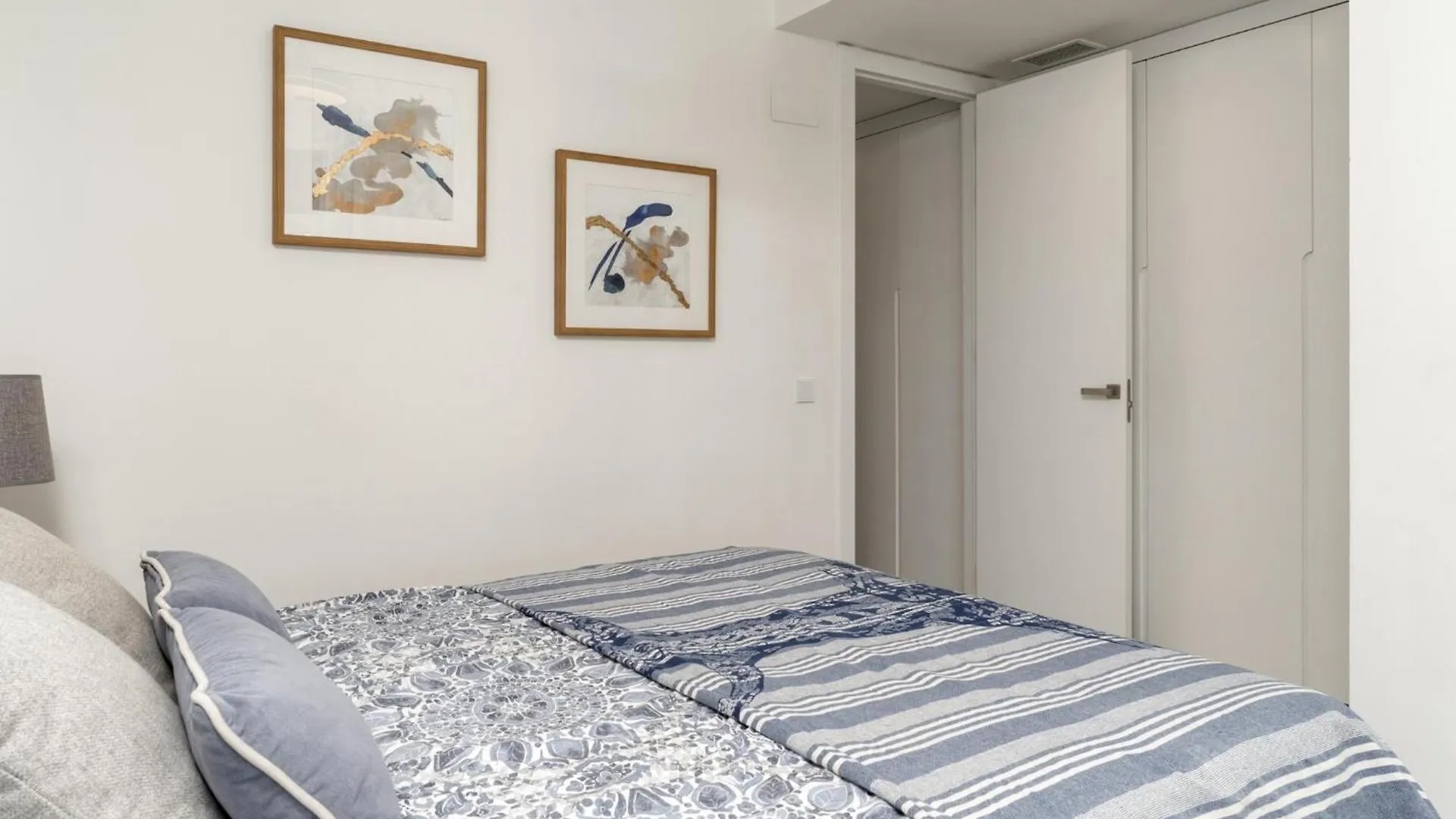Spacious Apartment With Terrace And Garden Close To The Sea إِستيبونا