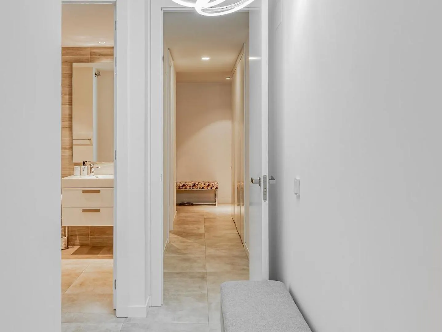 Spacious Apartment With Terrace And Garden Close To The Sea إِستيبونا